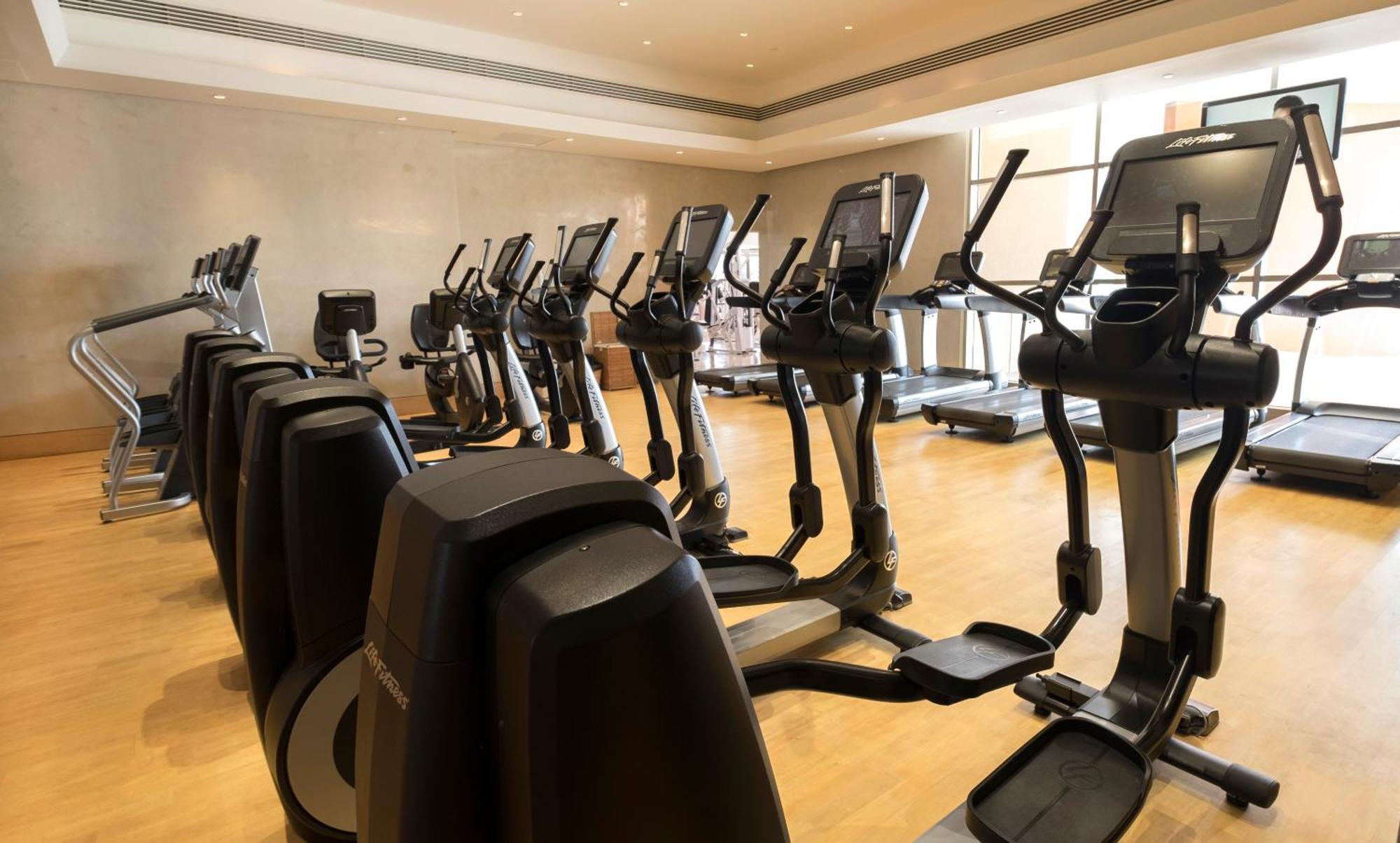 Marina Hotel Kuwait City Exterior photo Elliptical cross trainer